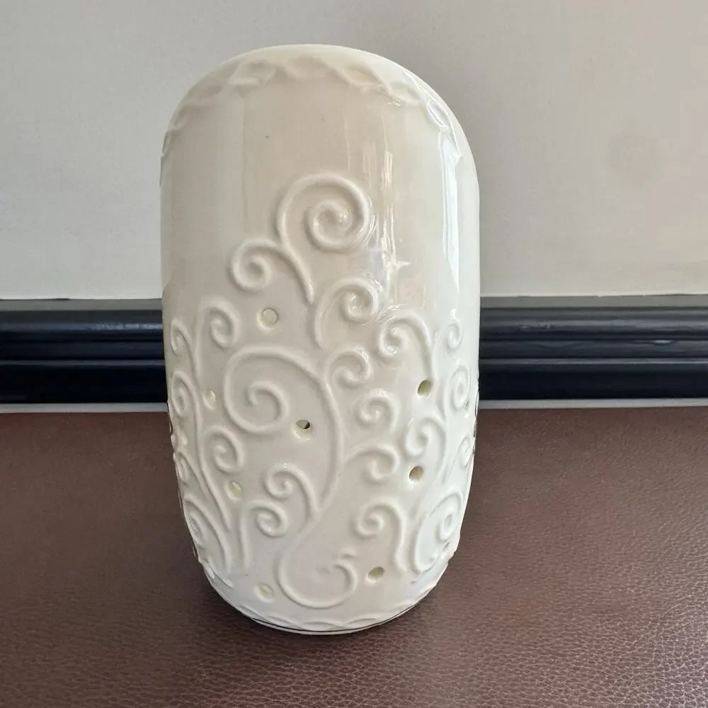 Ceramic Candle Holder 